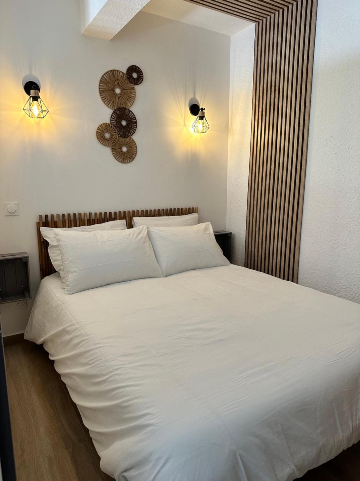 Appartement Climatise Avec Chambre Et Parking Privatif Locations Vld Camargue Saintes-Maries-de-la-Mer Zewnętrze zdjęcie