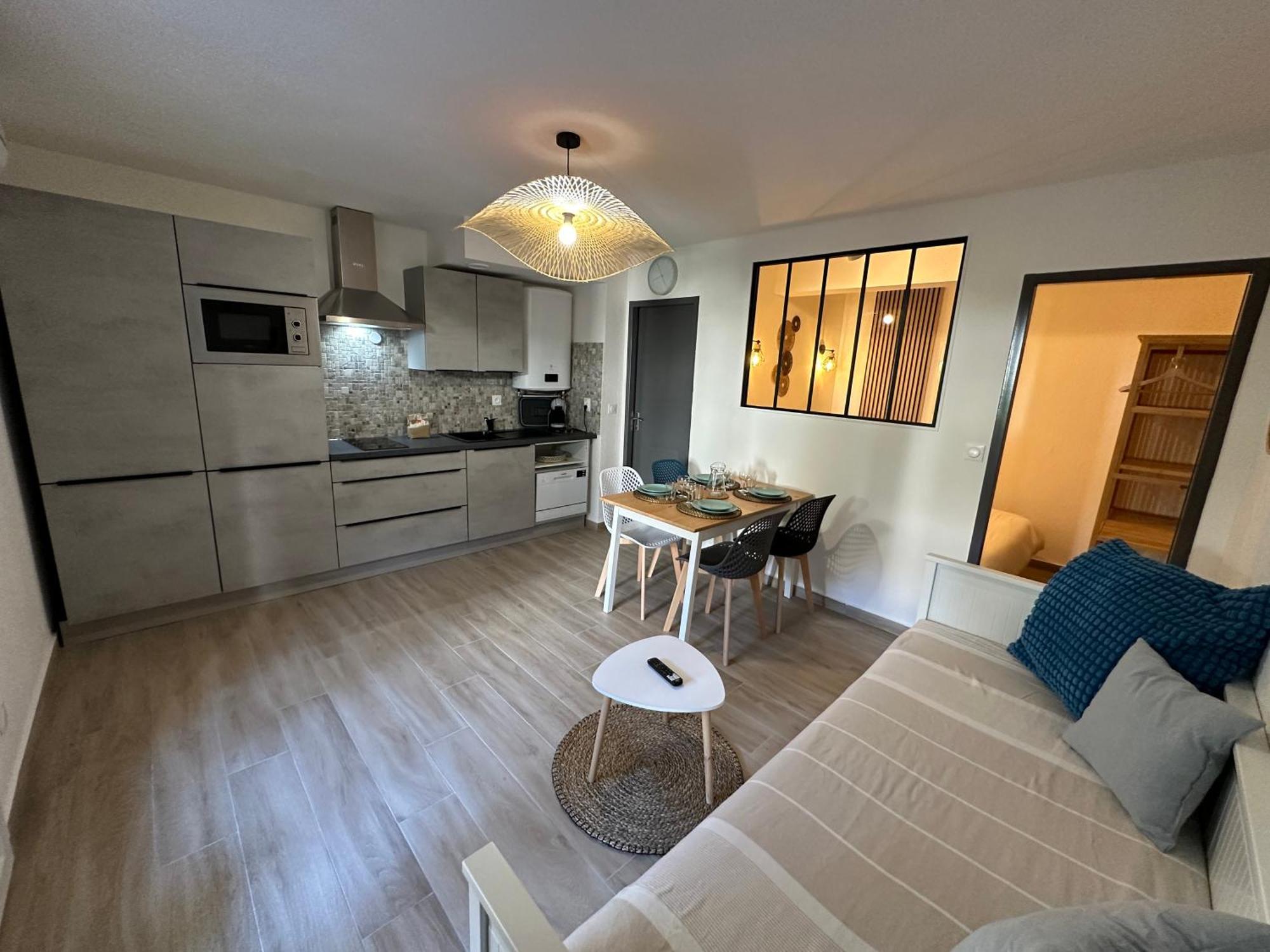 Appartement Climatise Avec Chambre Et Parking Privatif Locations Vld Camargue Saintes-Maries-de-la-Mer Zewnętrze zdjęcie