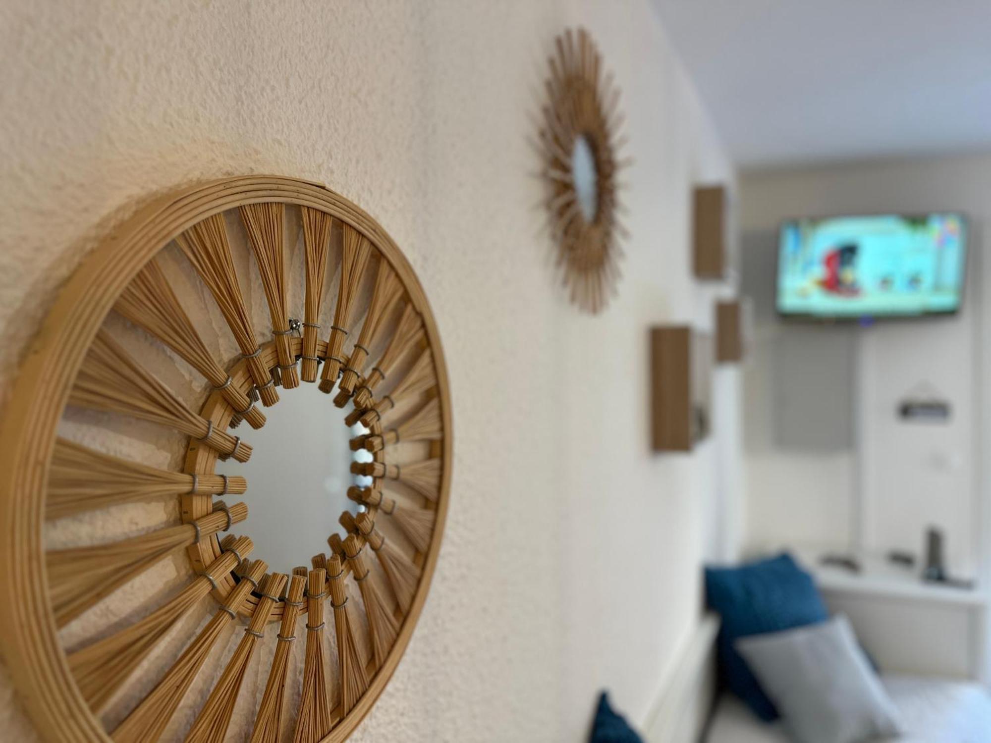 Appartement Climatise Avec Chambre Et Parking Privatif Locations Vld Camargue Saintes-Maries-de-la-Mer Zewnętrze zdjęcie