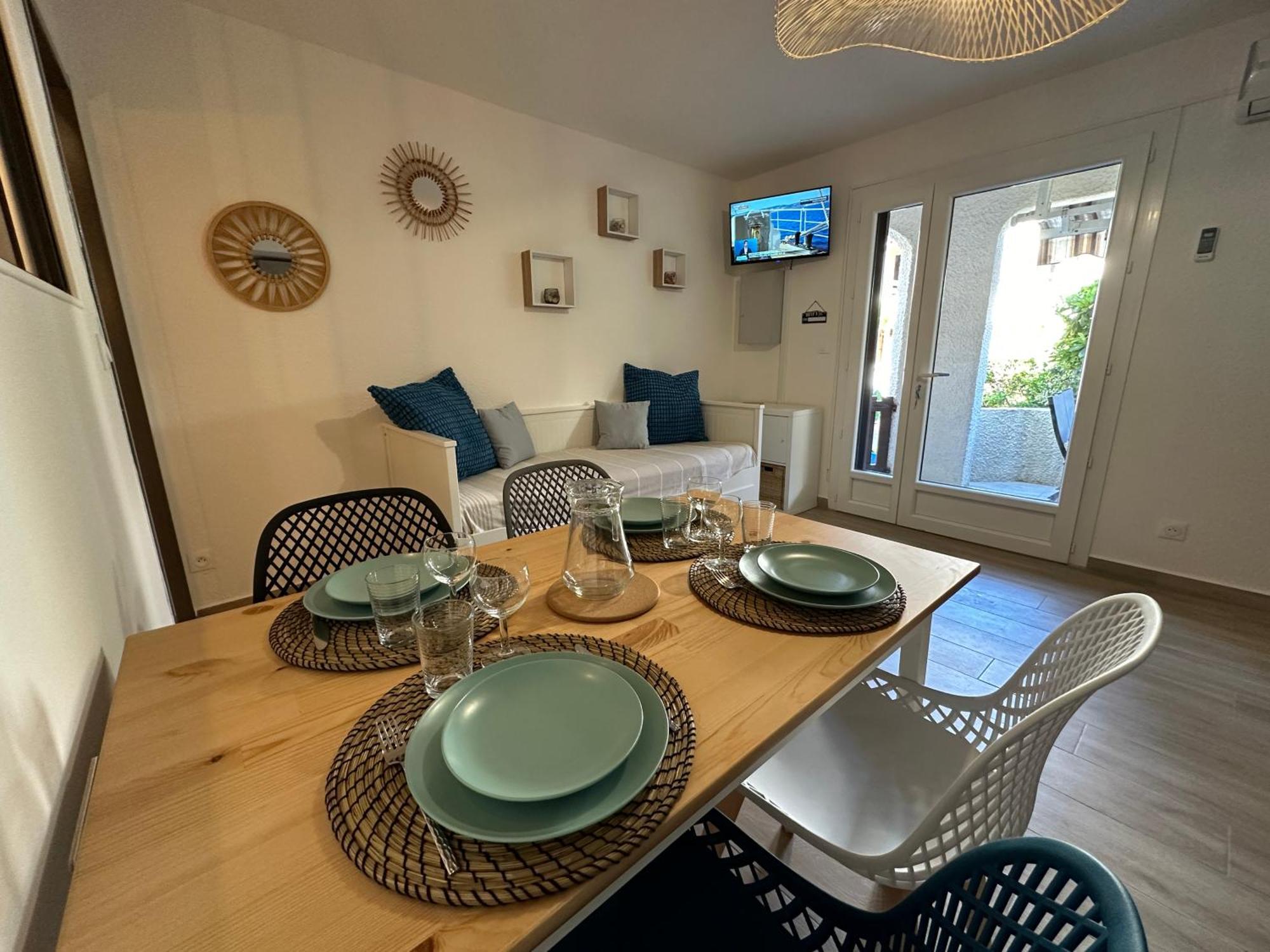 Appartement Climatise Avec Chambre Et Parking Privatif Locations Vld Camargue Saintes-Maries-de-la-Mer Zewnętrze zdjęcie